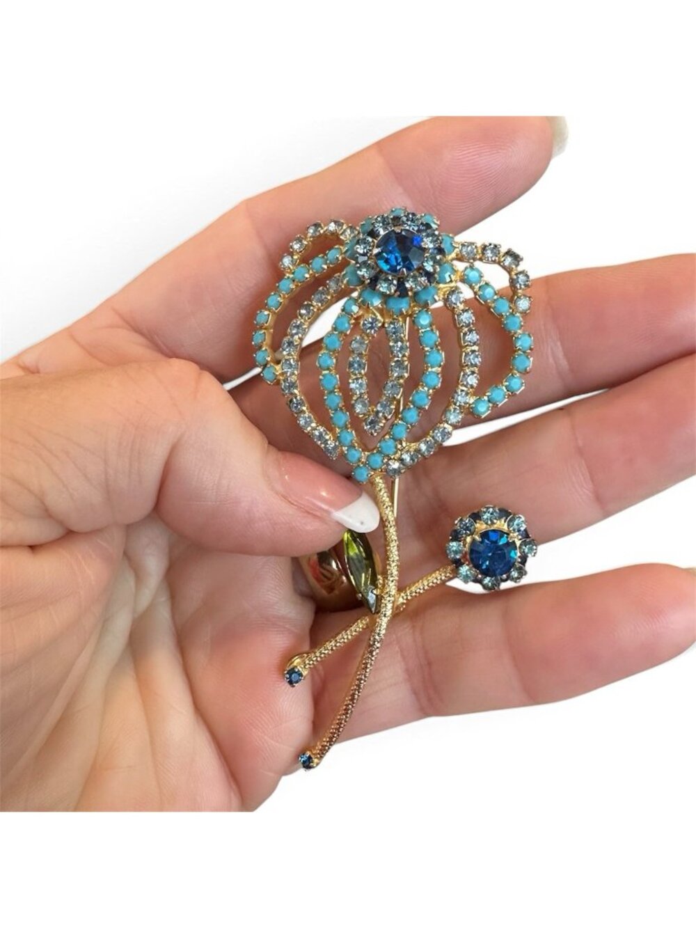 VTG Signed Weiss Rhinestone Flower Brooch Pin Blue Prong Set 3.25”